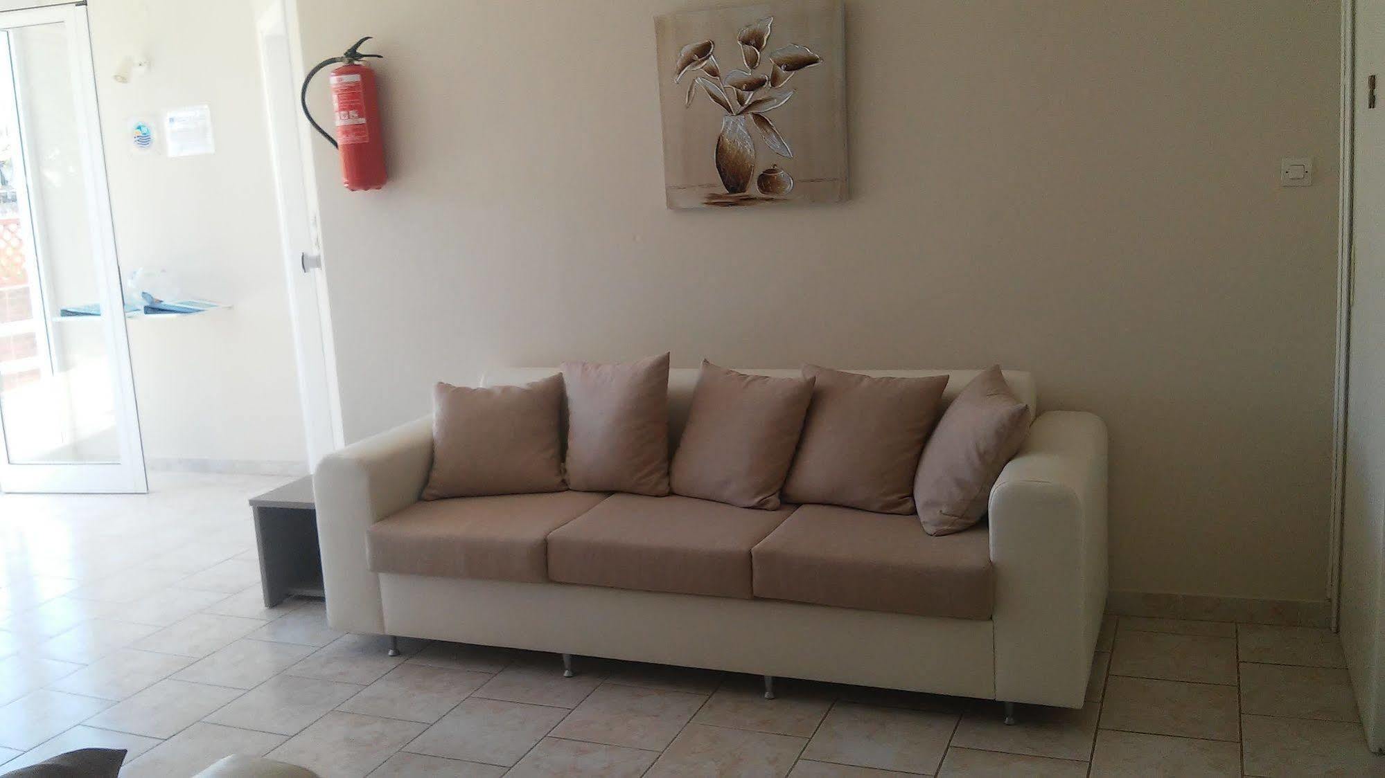 Dimitra Apartments Gouves Extérieur photo