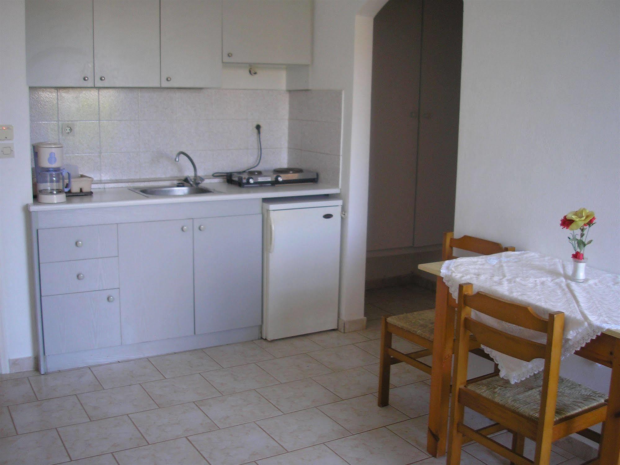 Dimitra Apartments Gouves Extérieur photo