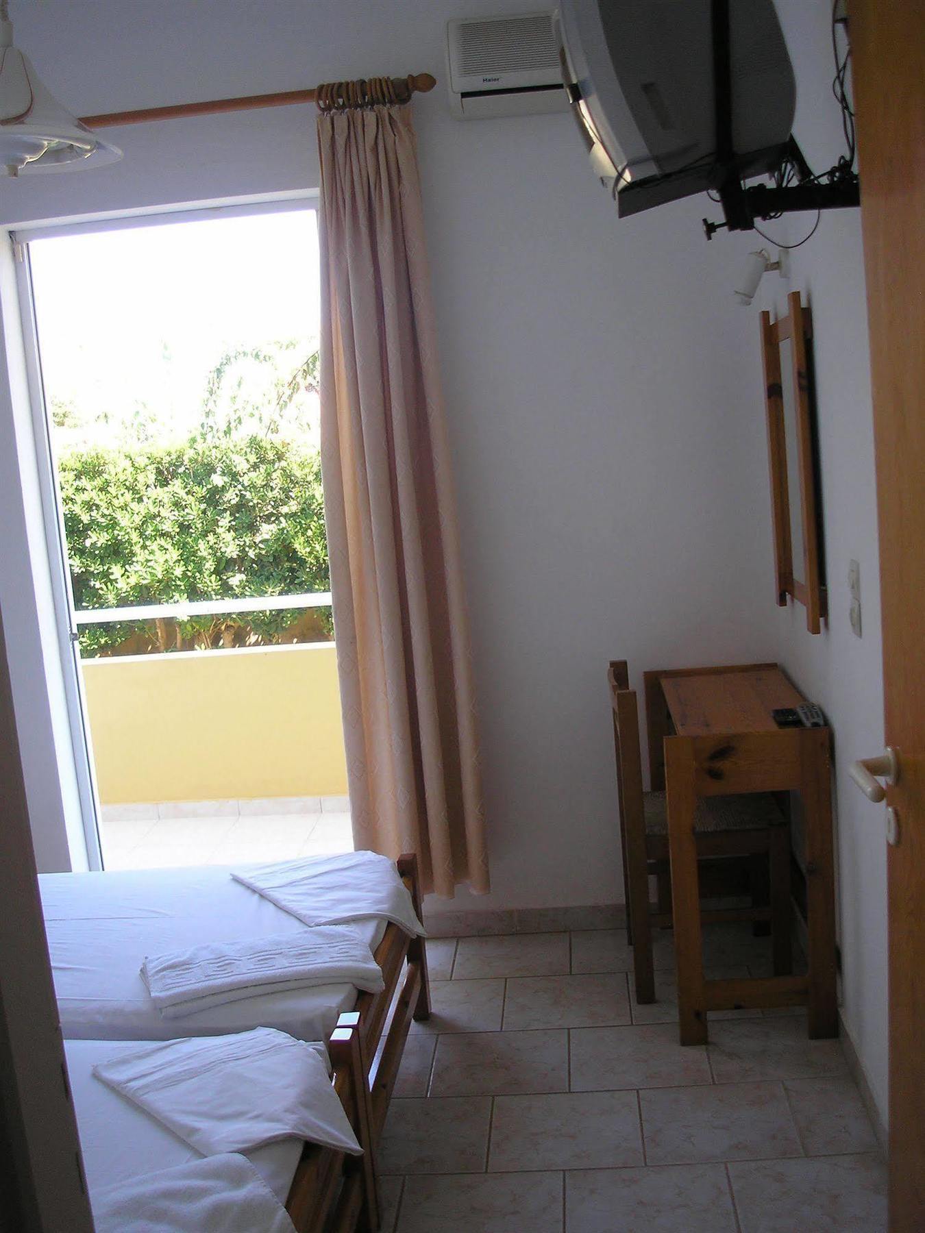 Dimitra Apartments Gouves Extérieur photo