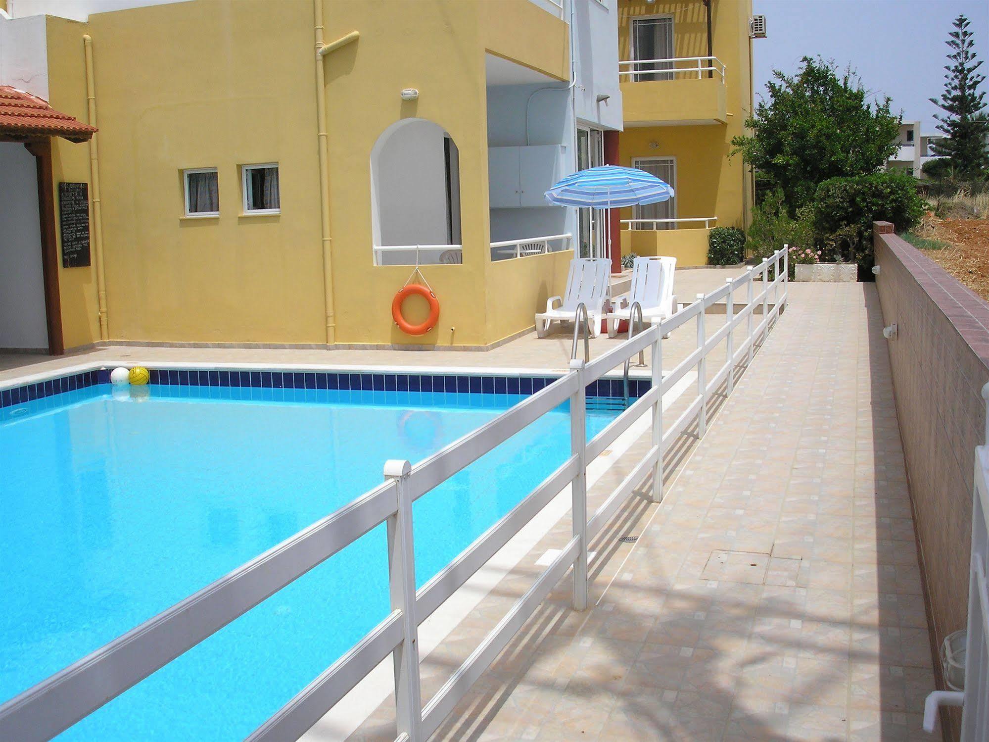 Dimitra Apartments Gouves Extérieur photo